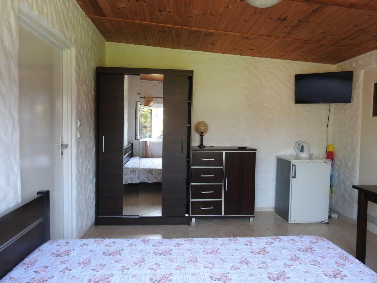 Malwa Apartment Jezierzany Luaran gambar